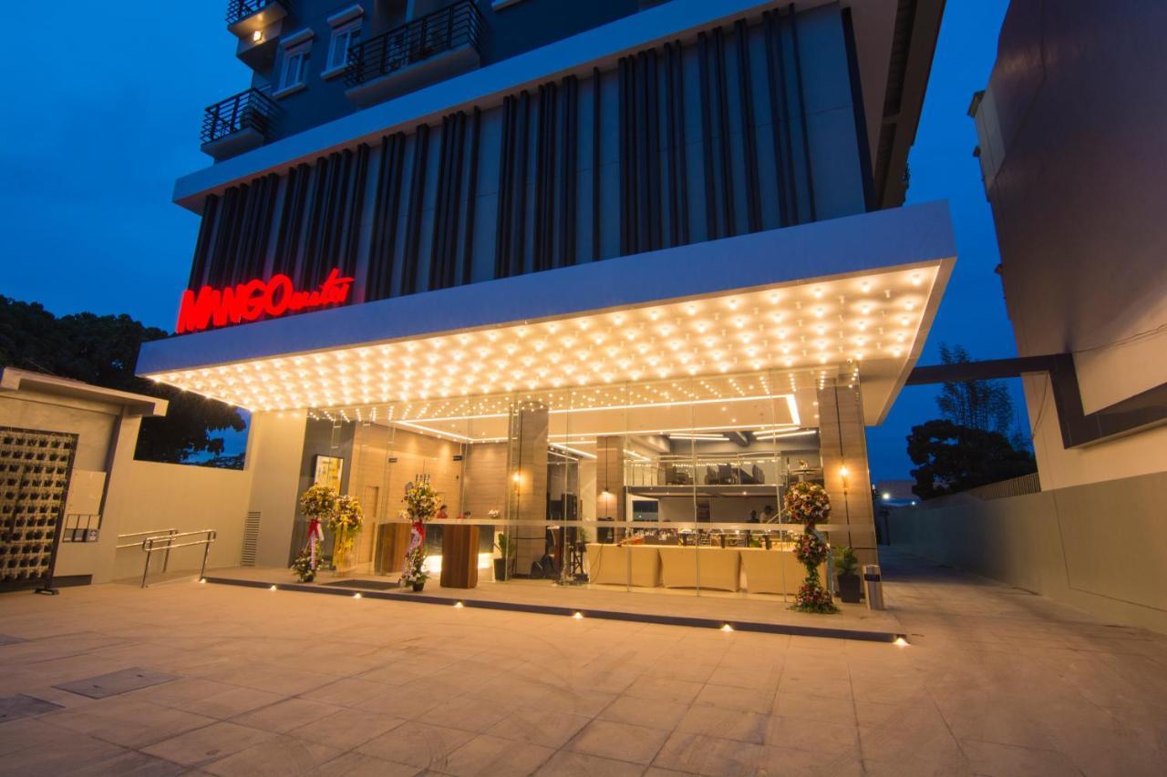 Mango Suites Cauayan Exterior foto